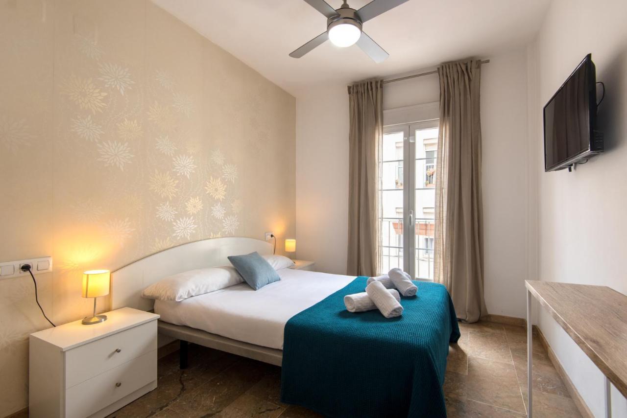 Center Apartment 2Bed 2B Aircon Wif And Parking Free Malaga Exterior photo